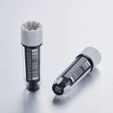 艾本德Eppendorf CryoStorage Vial，無(wú)菌, 無(wú)菌, 0.5 mL, 不含 DNase、RNase、人類 DNA 和內(nèi)毒素；外螺紋，預(yù)先加蓋灰色管蓋，帶 2D SafeCode 